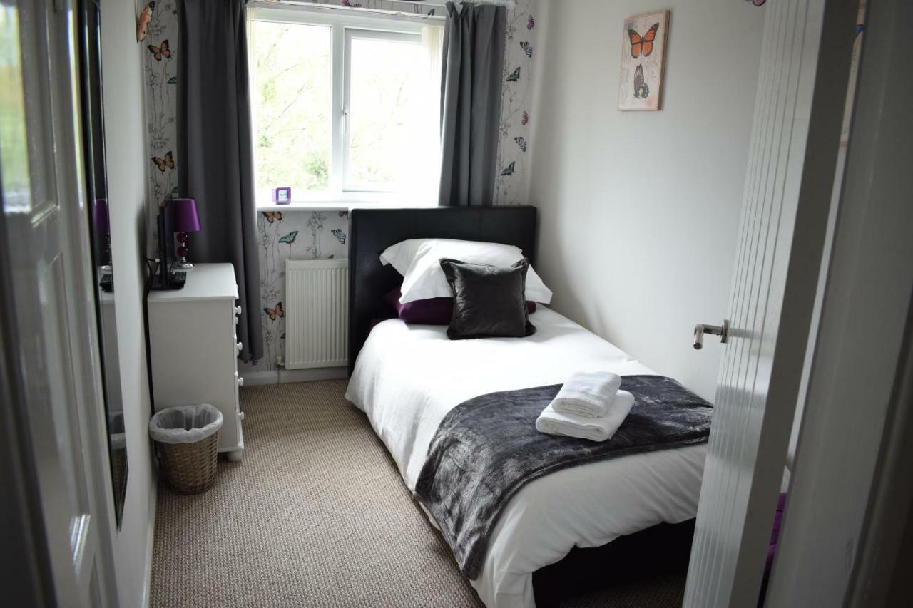 103 Bewick Serviced Accommodation Newton Aycliffe Bagian luar foto